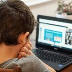 Кибербуллинг подростков: как понять, что ребёнка травят в интернете